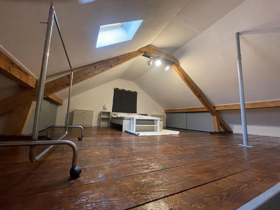 Вилла Charmante Maison Mitoyenne Брок Экстерьер фото